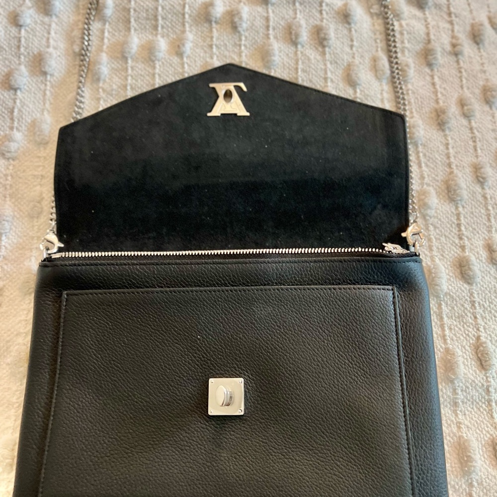 Louis Vuitton Black Leather Chain Mylockme Pochette - Picture 4 of 7